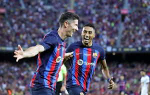 Barca mới đây công bố họ đã hoàn tất thỏa thuận với Aramark - công ty dịch vụ thực phẩm và khách sạn khổng lồ của Mỹ