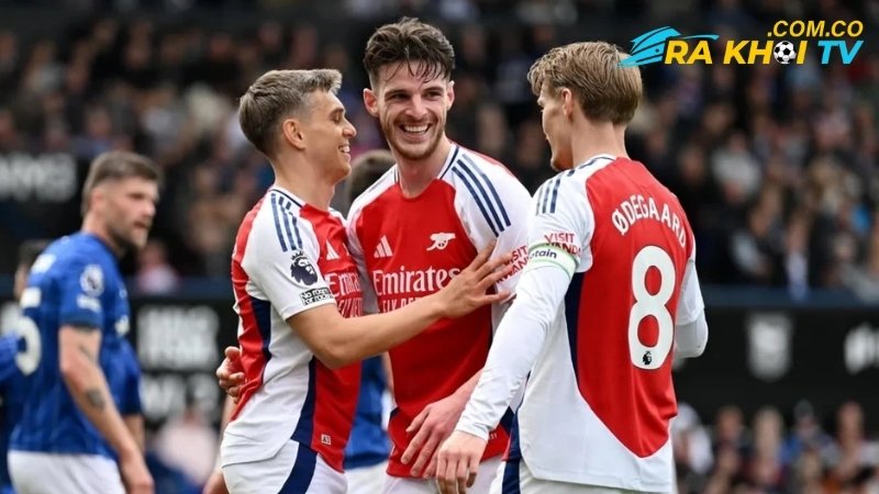 Soi kèo Arsenal vs Crystal Palace 02h00 24/04
